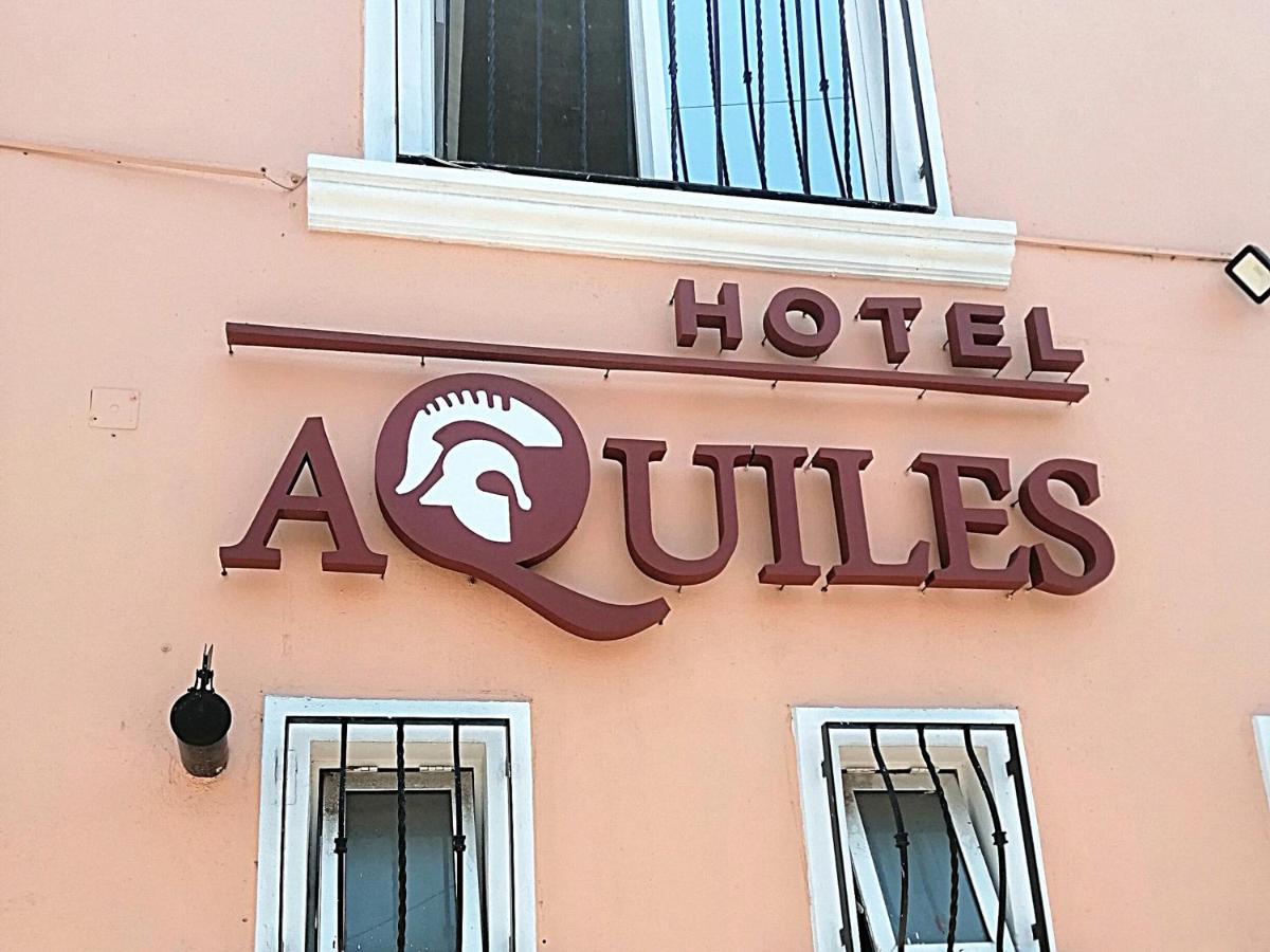 Hotel Aquiles Гуадалахара Екстериор снимка