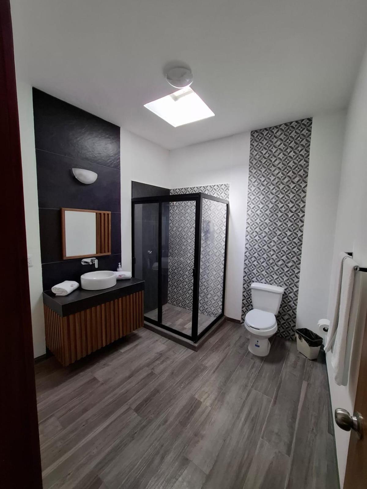 Hotel Aquiles Гуадалахара Екстериор снимка